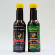 Cargar imagen en el visor de la galería, El Molcajete De Oro Salsa Mixta Negra y Verde